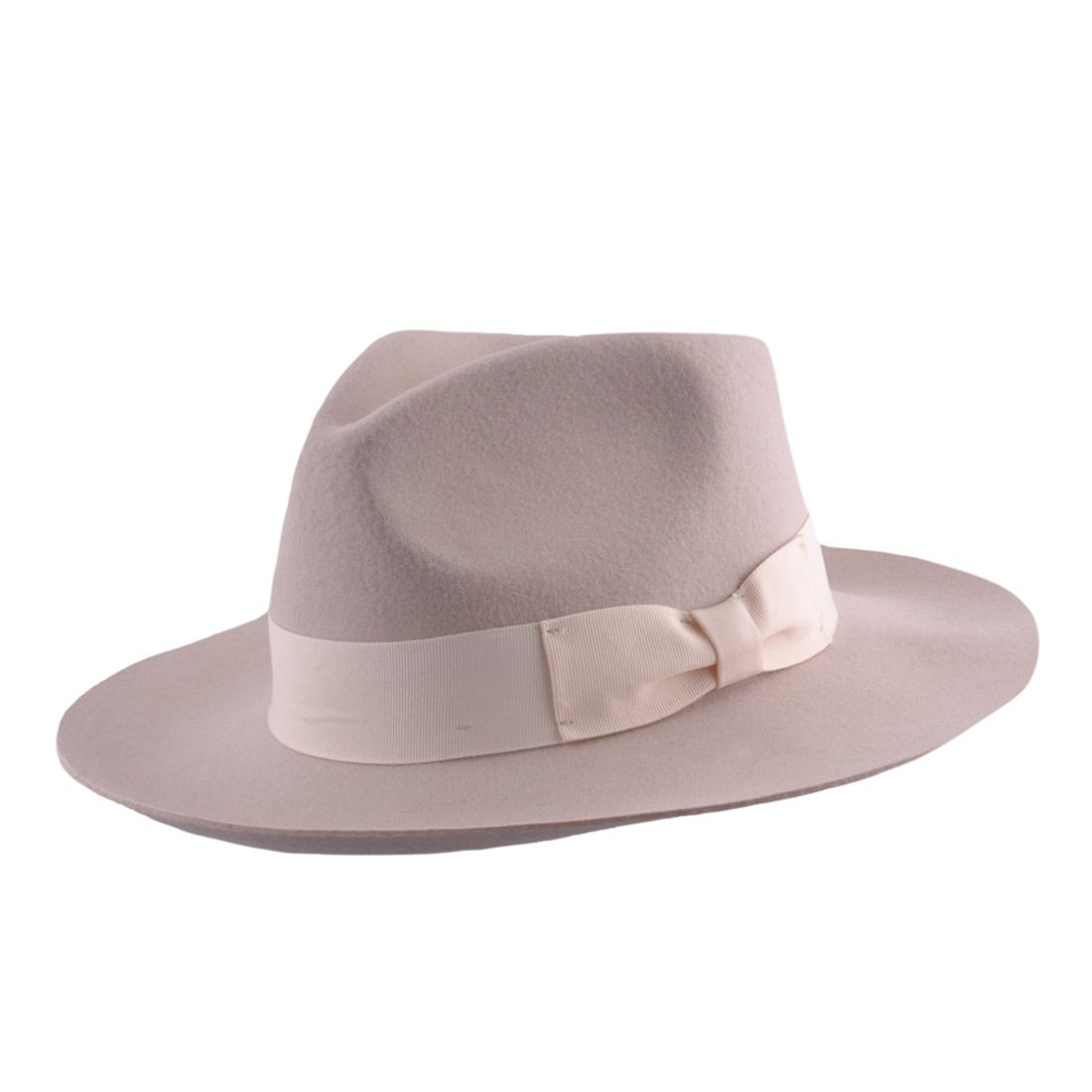 The Wool Fedora Hat Grace Snap-Brim is a versatile and stylish hat with a classic A-line shaped brim. Crafted from 100% wool, this wide stiff brim fedora is packable, allowing you to easily shape it for any occasion. The hat features a comfortable cotton sweatband, an approximately 10cm high crown.