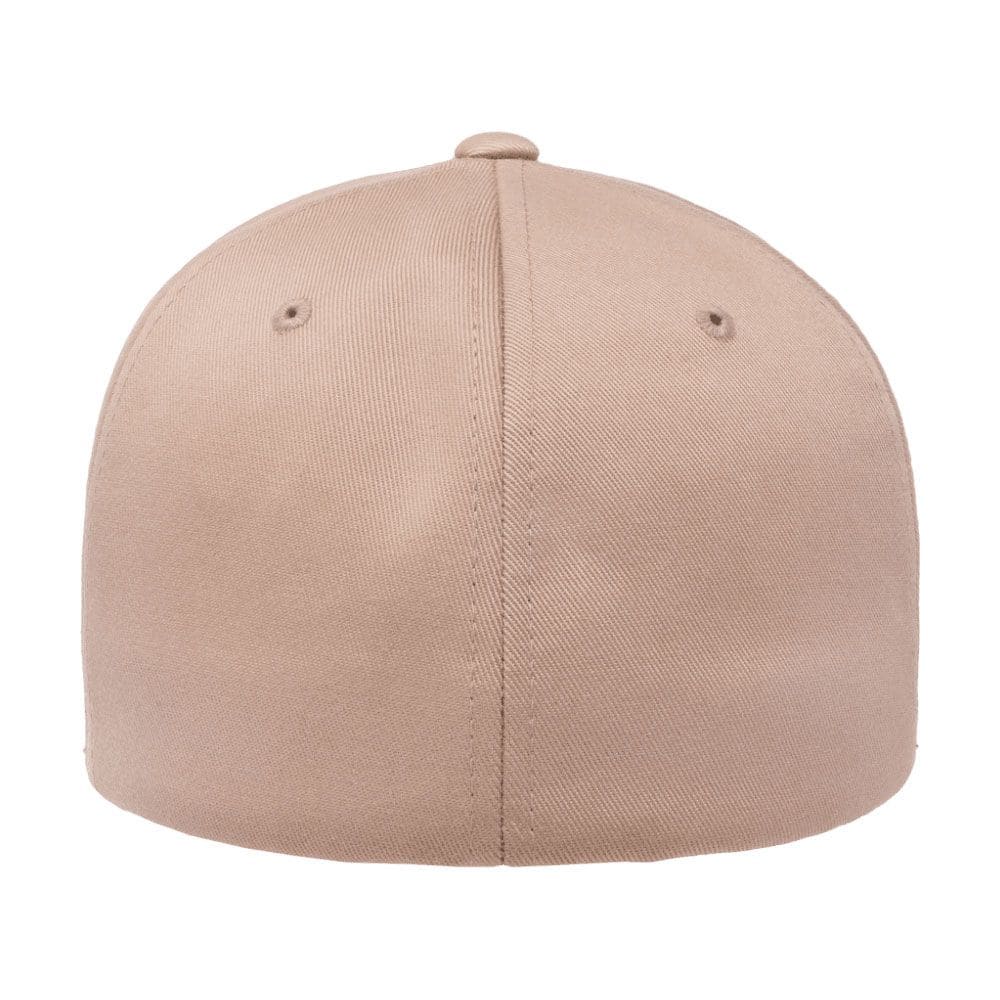 Navy Flexfit Wooly Combed Caps from our UK hat shop. Athletic design with wool-like texture. 63% polyester, 34% cotton, 3% spandex. Features: hard buckram, silver under visor, 8-row stitching. Sizes: S/M (6 3/4" - 7 1/4") and L/XL (7 1/8" - 7 5/8"). Suitable for sports and everyday use.